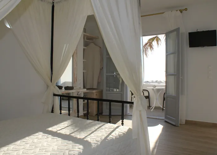 锡拉尼索斯酒店 2* 费拉