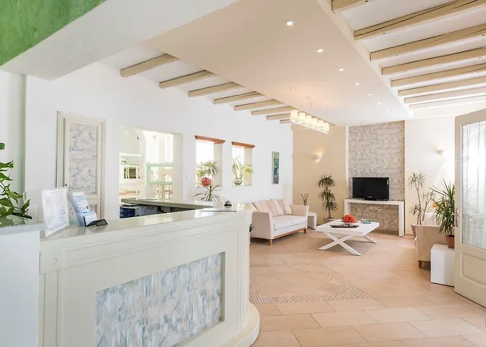 锡拉尼索斯酒店