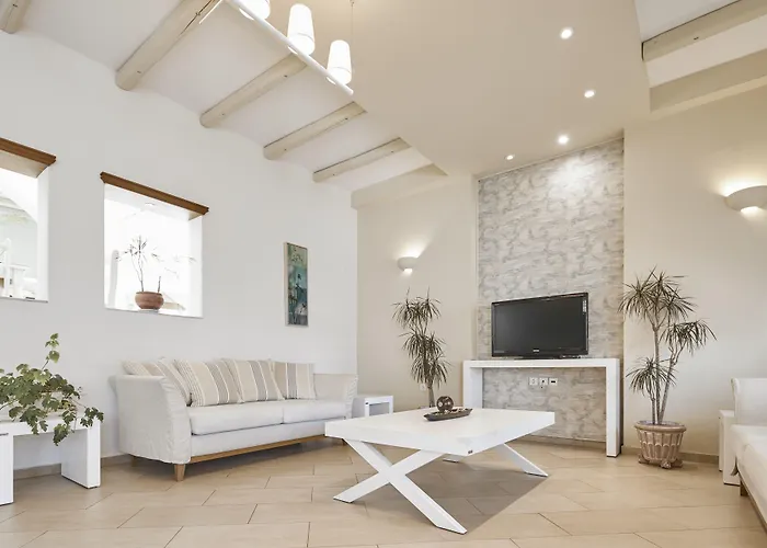 锡拉尼索斯酒店 2* 费拉