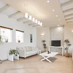 Nissos Thira Szálloda