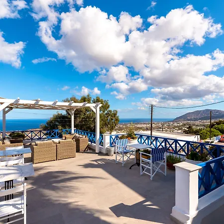 Otel Nissos Thira 2*