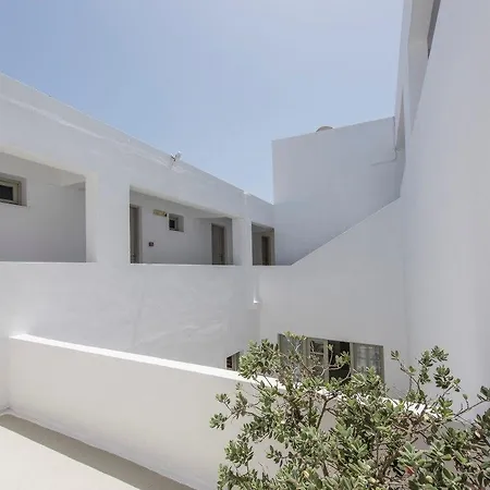 Nissos Thira 2* Fira (Santorini)