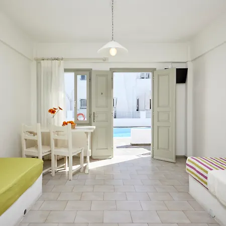 Hotel Nissos Thira