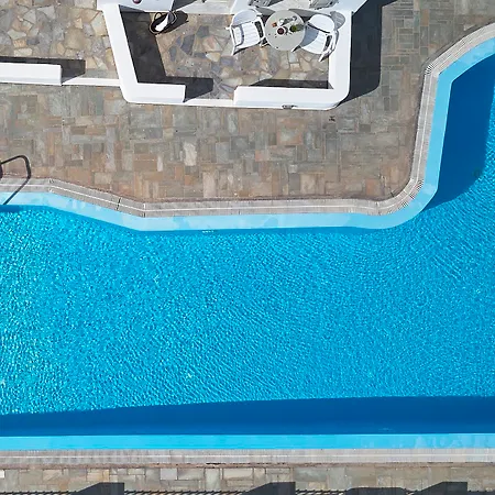 Nissos Thira Hotel
