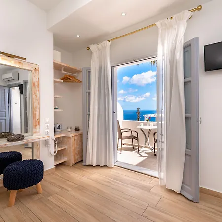 ホテル ニッソス　ティラ サントリーニ