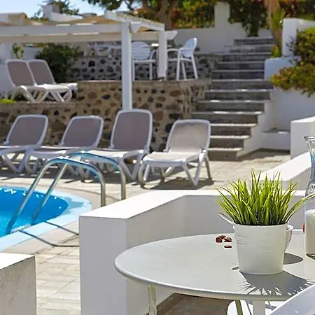 Otel Nissos Thira