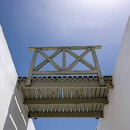 Nissos Thira