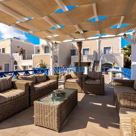 Hotel Nissos Thira 2*