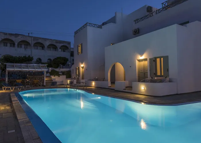 Hotel Nissos Thira 2*