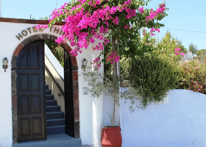 Nissos Thira Hotel 2*