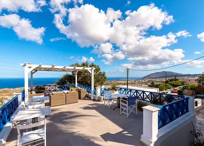 Hotel Nissos Thira 2*