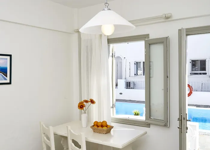 Hotel Nissos Thira