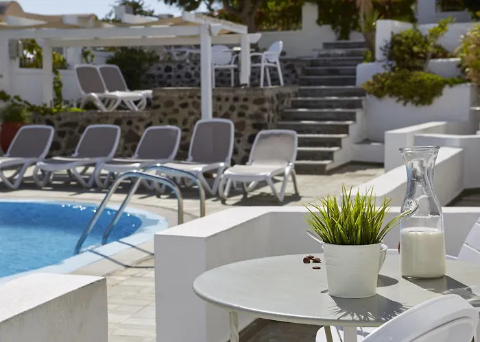 Nissos Thira Hotel Firá