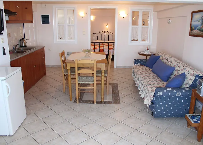 فندق Nissos Thira