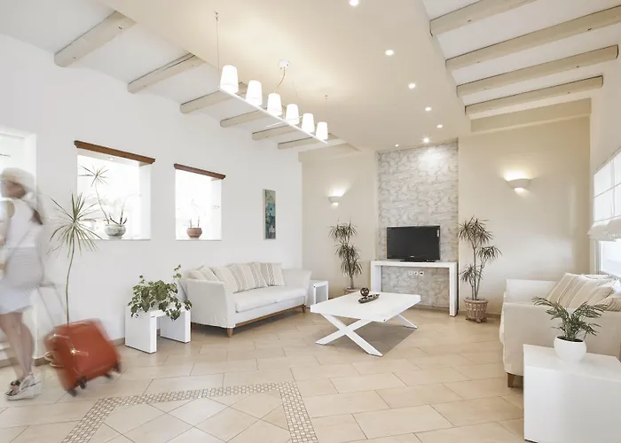 Nissos Thira 2* ثيرا