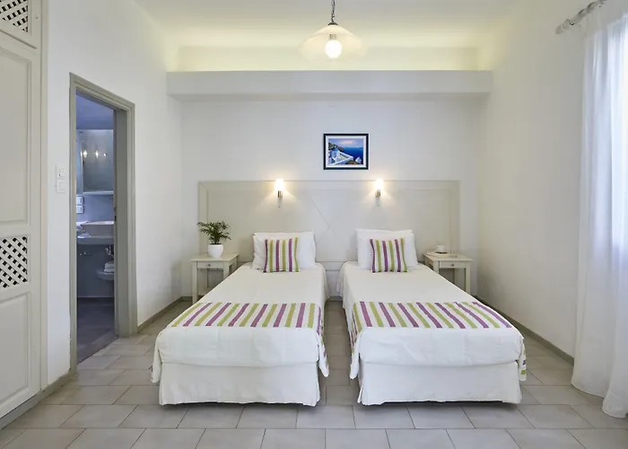 Nissos Thira 2* ثيرا